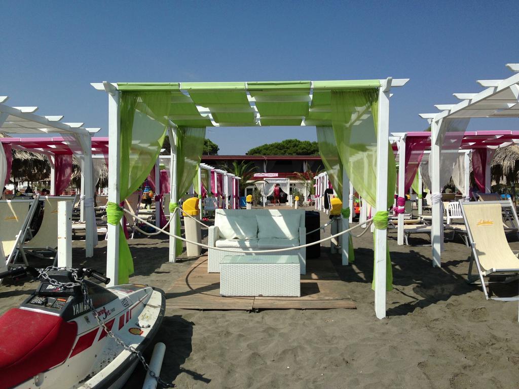 Beach Club Ippocampo Exteriör bild